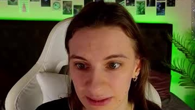 _ash_leyy_