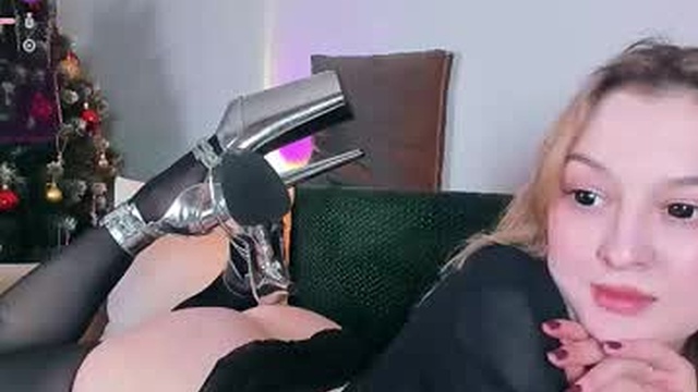 _ccrystaa_
