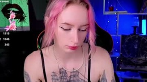 Recent Screenshot of  _helencarter