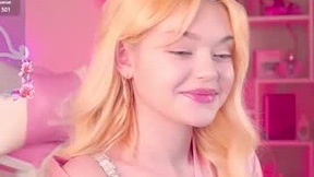 Recent Screenshot of  adelecartier