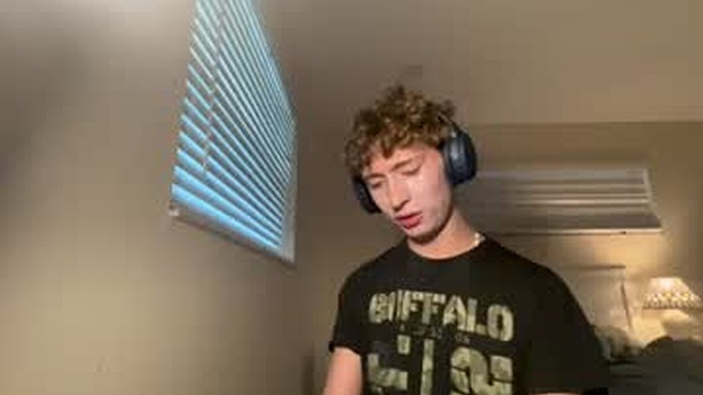 adrienblondboy
