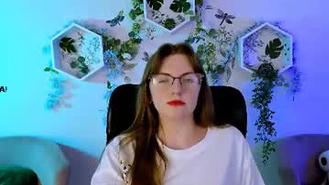 alexis_pink