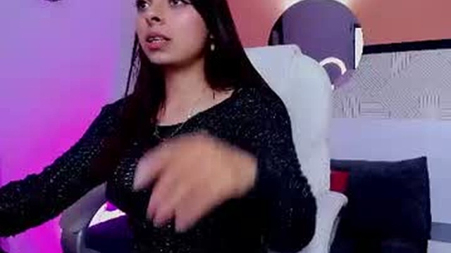 alice_hearts