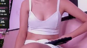 Recent Screenshot of  alisaa_skinny_