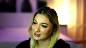 Recent Screenshot of  amira_velvet