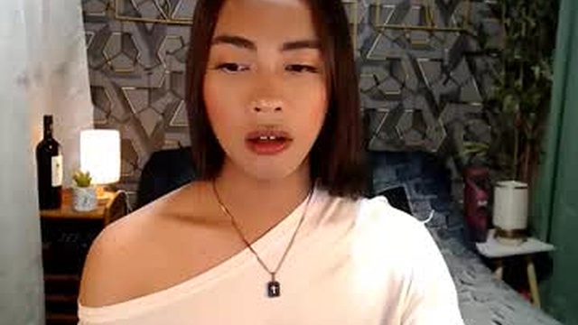 andrea_hot_cummer