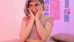 हाल ही का स्ट्रीनिॉट annietinky