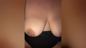 Recent Screenshot of  arielpeaches