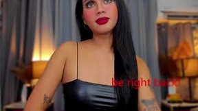 Recent Screenshot of  asianhugecockjulia1