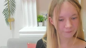 Recent Screenshot of  asya_almost