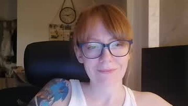 aurora_velvett_