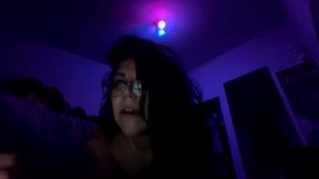 हाल ही का स्ट्रीनिॉट avaskye666