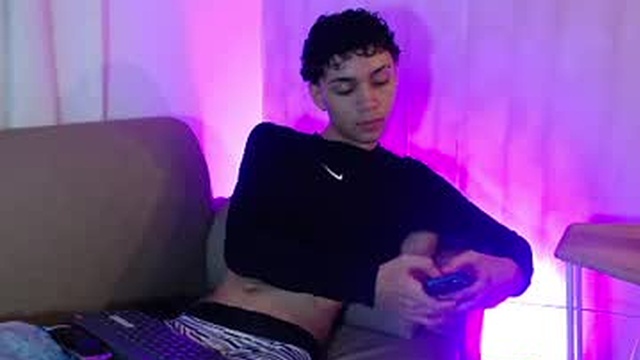 axxelwhite