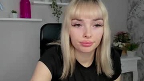 Recent Screenshot of  beauty_xpolly