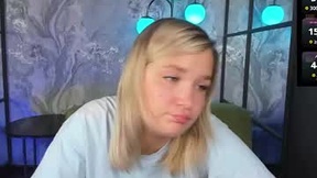 Recent Screenshot of  bella_cosmos