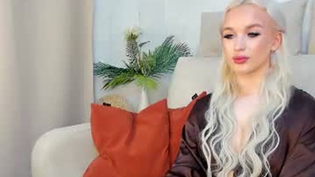 bella_sw0n
