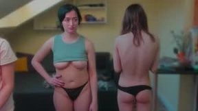 Recent Screenshot of  bikini_bott0m