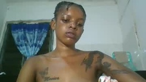 Recent Screenshot of  blonde_queenie