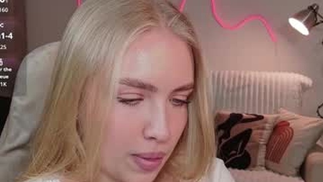 blonde_vibe