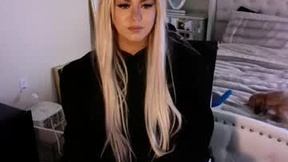 Recent Screenshot of  blondebunnyx1