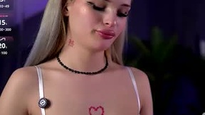 Recent Screenshot of  brattyscarlet