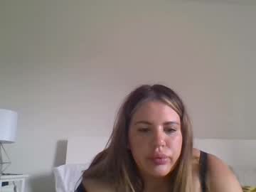 busty_yasmin