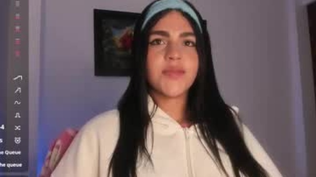 carla_jones