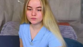 Recent Screenshot of  caroline_meo
