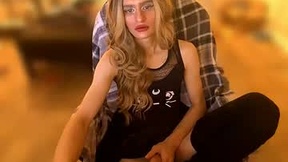 Recent Screenshot of  casseyy_femboi