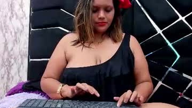 charlotte_cros
