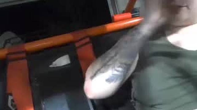 chastity_dumptruck_garage