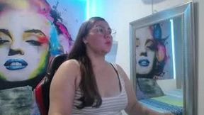 Recent Screenshot of  chloe_peach19