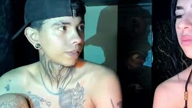 chloeandares