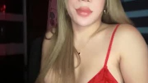 Recent Screenshot of  christinee_star