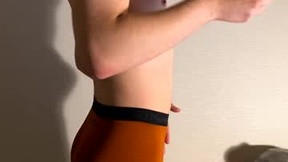 Recent Screenshot of  curlyboyy_