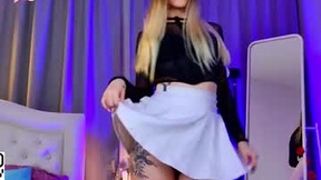 Recent Screenshot of  damn_emilia