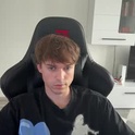 damon_x_'s Profile Picture