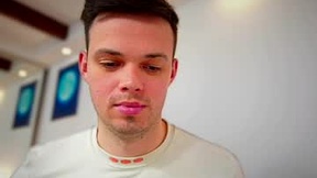 Recent Screenshot of  dick_apri0_