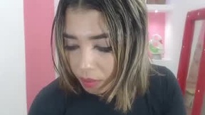 हाल ही का स्ट्रीनिॉट dona_tella