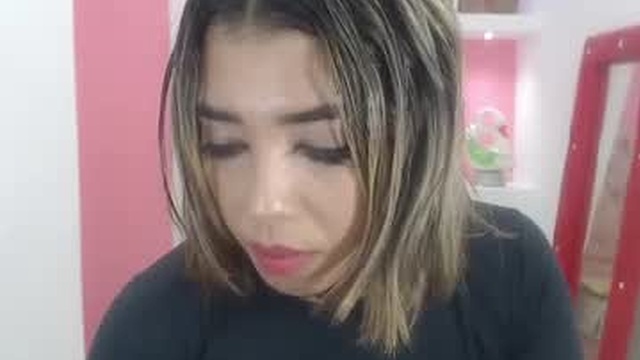dona_tella