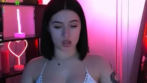 Recent Screenshot of  ella_coco