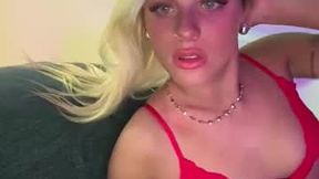 Recent Screenshot of  ella_hill