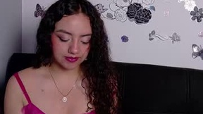 Recent Screenshot of  emiily_curly