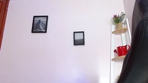 Captura de tela recente de emilia_rouss