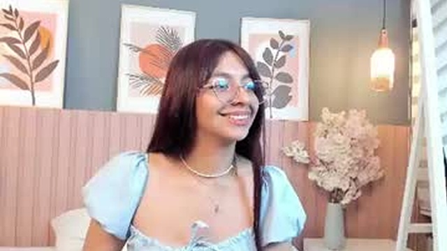 emily_brooks__