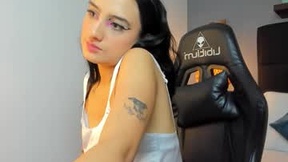 Recent Screenshot of  emma_hiltonn_