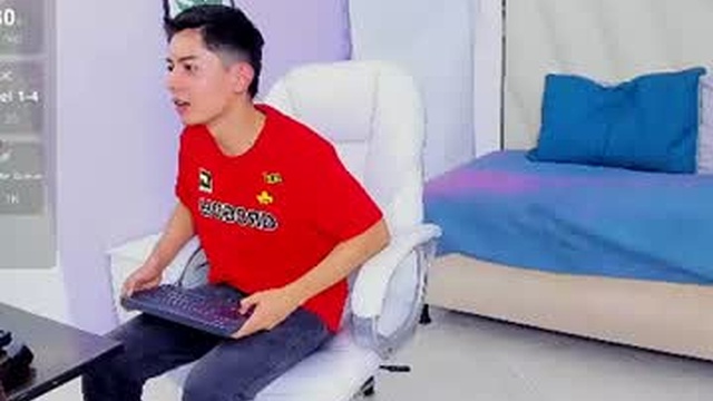 ethan12_