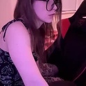 felice_favn's Profile Picture