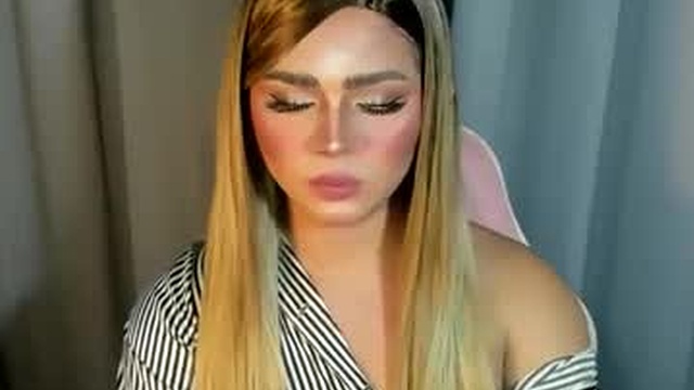 fuckdoll_rain