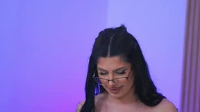 हाल ही का स्ट्रीनिॉट glasseswithasstitude